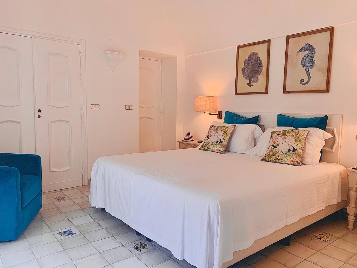 Marunnella Suites カプリ エクステリア 写真
